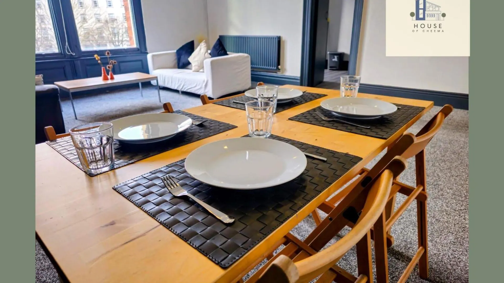 Ls2 Your Apartment For Leeds Yoga Classes בריטניה